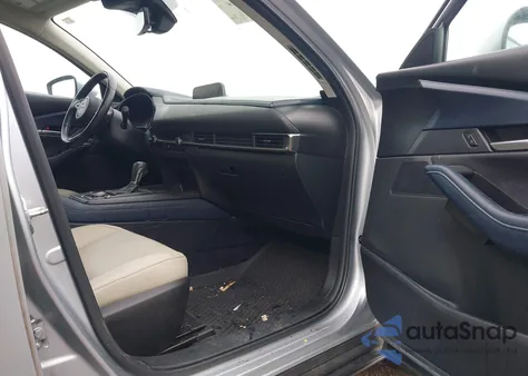 2020 Mazda Cx-30 Select Package z USA, uszkodzony, nr VIN 3MVDMBCL7LM105450